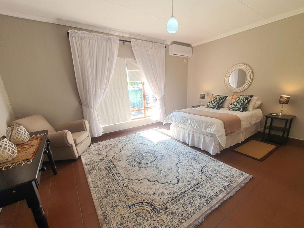 Micasa Sucasa Guesthouse Lephalale Bagian luar foto