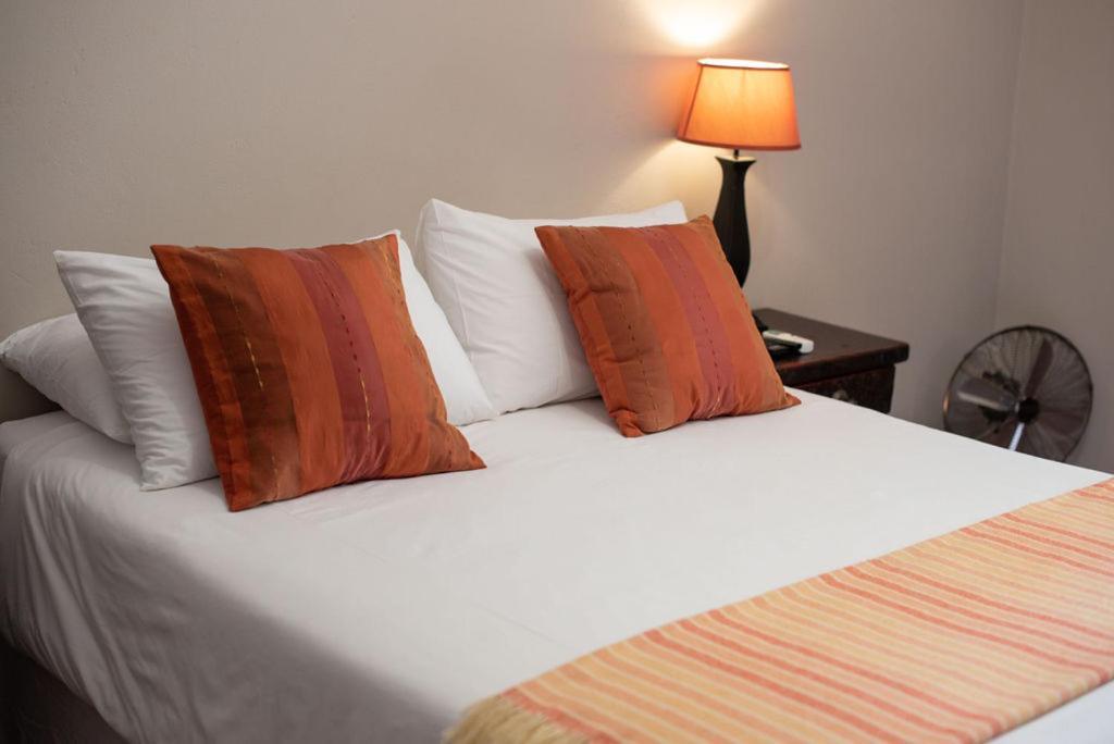 Micasa Sucasa Guesthouse Lephalale Bagian luar foto